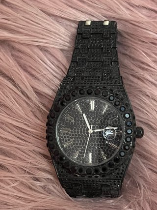 Reloj Negro con Brillantes
