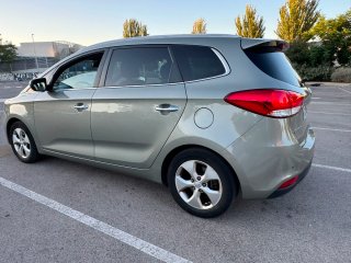 KIA Carens 2015
