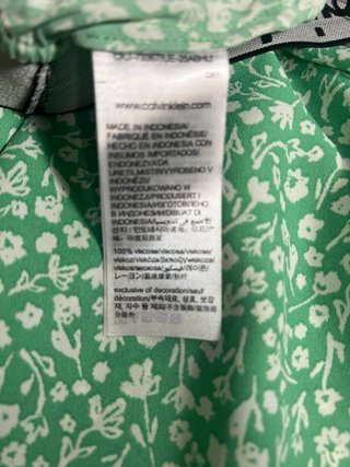 Conjunto Calvin Klein floral verde y blanco