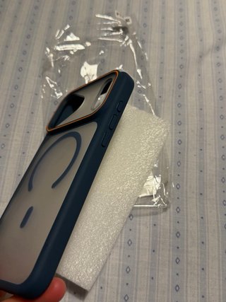 Funda iPhone 17 Pro Max azul y naranja