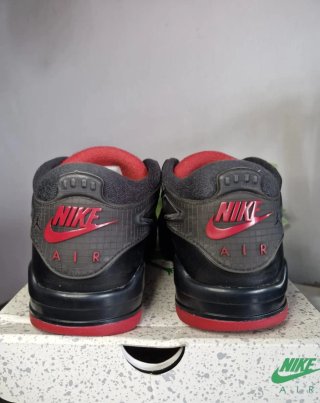 Jordan 4 rm bred  t 43