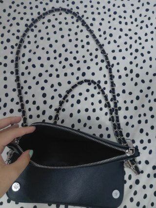 Bolso Negro Cadena