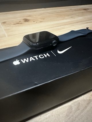 Apple Watch Series 9 45mm Space Gray