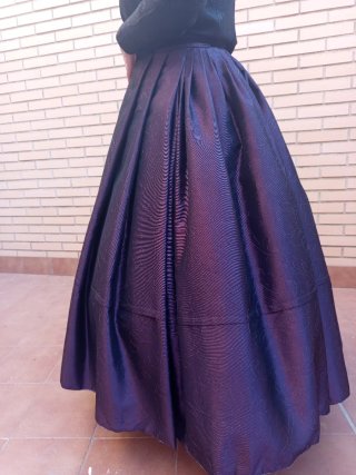 Falda Baturra Tafetán Morado