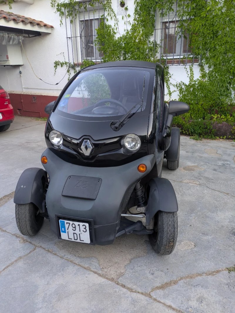 Coche eléctrico Renault Twizy 80 - foto 1