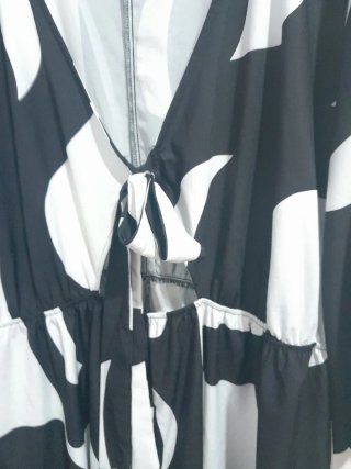 Mono talla XXXL estampado blanco y negro