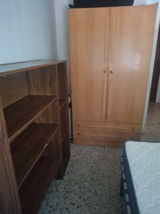 Alquilo habitación solo para mujeres zona mostoles