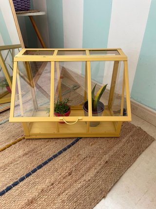 Invernadero amarillo Ikea