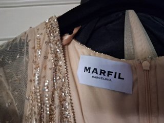 Vestido de fiesta o boda dorado