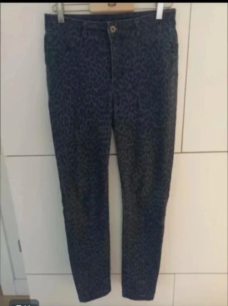 Pantalón Calzedonia estampado
