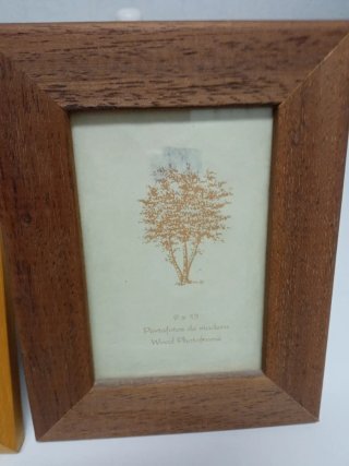 2 Marcos de Madera (Amarillo y Marrón)