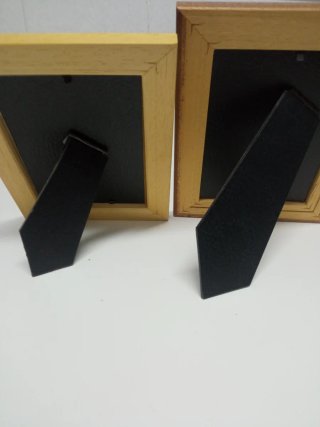2 Marcos de Madera (Amarillo y Marrón)