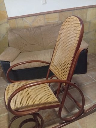 2 Butacas de Mimbre y Madera