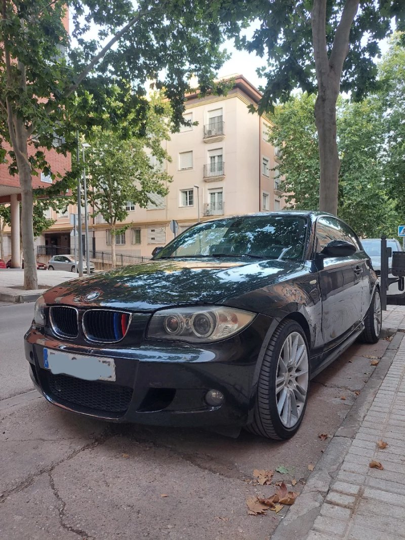 BMW Serie 1 2007 - foto 1