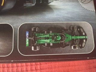 LEGO Speed Champions Aston Martin AMR24