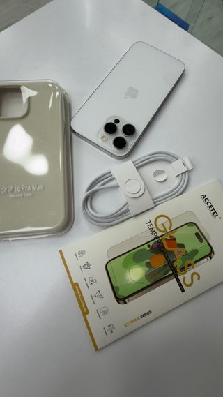 iPhone 16 Pro Max 256GB Argento