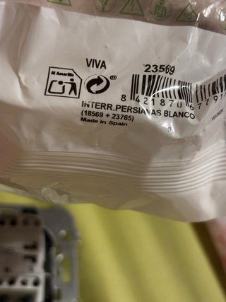 Interruptor persiana doble blanco. Sin usar.