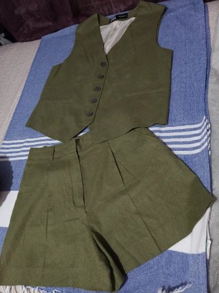 Vestido Zara blanco con cinturón