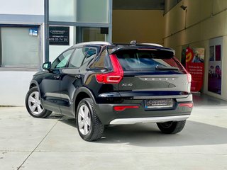 Volvo XC40 2023