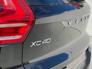Volvo XC40 2023