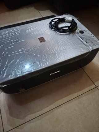 Impresora Canon + Monitor Samsung LCD-Lote por 25€