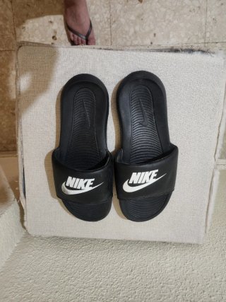 Chanclas Nike Negras