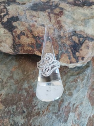 Anillo Plata Ley Diseño espiral con  circonitas