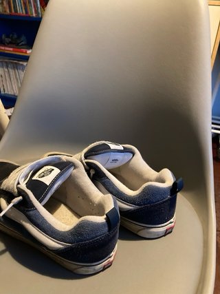 Vans Knu Skool Azul y Blanco