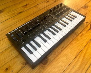 Teclado MIDI M-Audio Oxygen Pro Mini