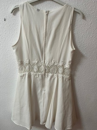 Vestido blanco corto con crochet L