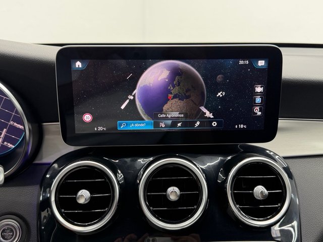 Mercedes-Benz GLC Coupé 2021 300de 306cv AMG LINE