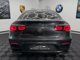 Mercedes-Benz GLC Coupé 2021 300de 306cv AMG LINE