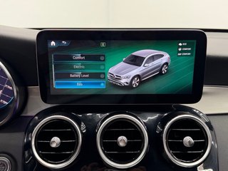 Mercedes-Benz GLC Coupé 2021 300de 306cv AMG LINE