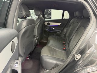 Mercedes-Benz GLC Coupé 2021 300de 306cv AMG LINE