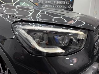 Mercedes-Benz GLC Coupé 2021 300de 306cv AMG LINE