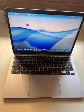 MacBook Air M1 (2020) 8GB RAM 256GB SSD Gris