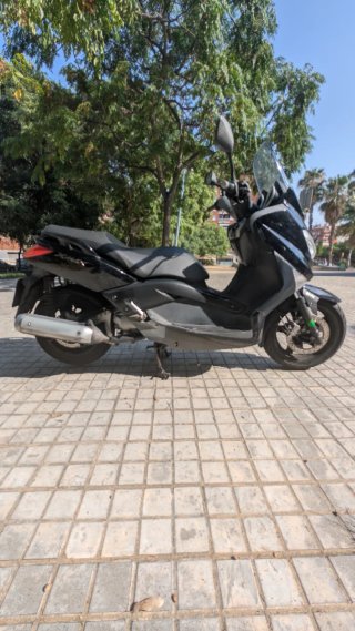 Yamaha X-Max 250 Negra