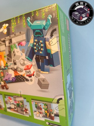 LEGO Minecraft 21274 O Encontro do Warden