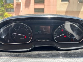 Peugeot 208 110 CV 2017 | Correa cambiada | 95.000