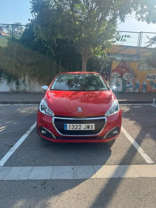 Peugeot 208 110 CV 2017 | Correa cambiada | 95.000