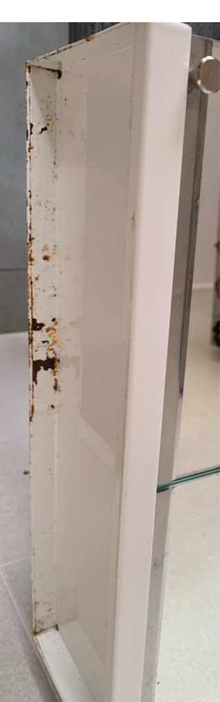 Armário de WC branco com espelhos