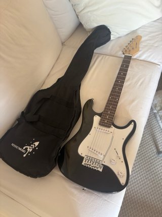 Guitarra Eléctrica Rocketmusic para Niños