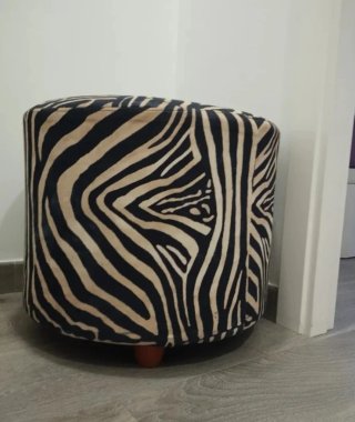 Puff redondo estampado cebra