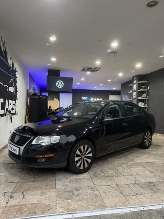 VOLKSWAGEN PASSAT 🟡 2.0 TDI 110cv NACIONAL PERFECT