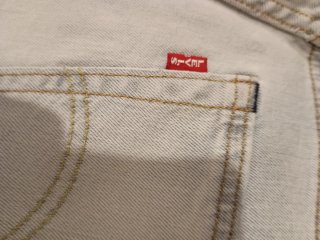 Pantalón LEVIS  vaquero hombre corto