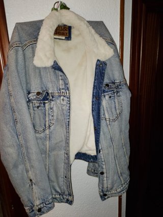 Chaqueta vaquera Pull&Bear forrada mujer