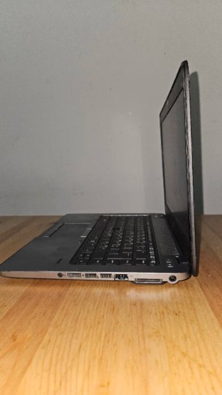 Portátil HP i7 Windows 11