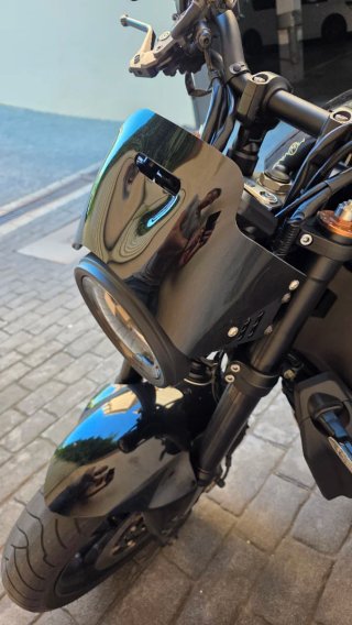 Cúpula Yamaha XSR 900 Negra de 2022 en adelante