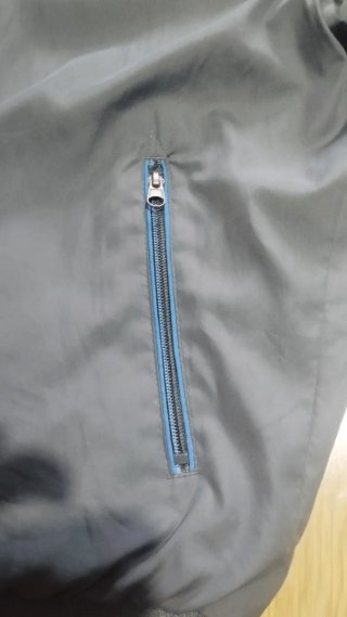 Sudadera con capucha y cremallera