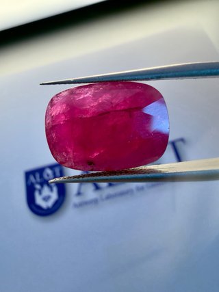 Rubí Imperial Corazón Púrpura 13.01 ct